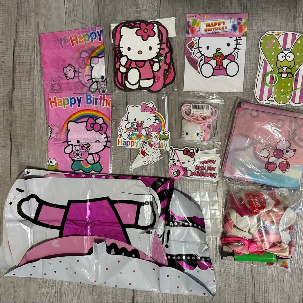 New Hello Kitty Pink and White Party Decorations Pack